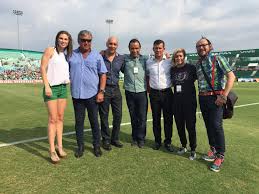 Con galerã­as de fotos, entrevistas a los pumas, columnas de opiniã³n y todo el rugby de la urba. Listisimos Pumas Vs Jaguares Futbol Carolina Weigend Facebook