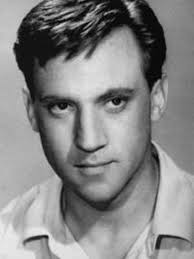 Оскар Давидович Строк (6 (18) января 1893, Динабург, Витебская губерния,  Российская империя — 22 июня 1975, Рига, Латвийская ССР, СССР) — латвийский  композитор и пианист, прозванный «рижским королём танго». Оскар Строк  родился