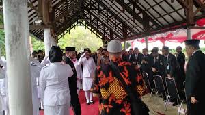 Dapodik merupakan data pokok pendidikan yang sangat penting untuk dimiliki dan di ketahui oleh setiap sekolah. Inilah Daftar Lengkap 519 Kepala Sekolah Sma Smk Dan Slb Di Sulsel Langsung Ospek Di Pakkatto Halaman All Tribun Timur