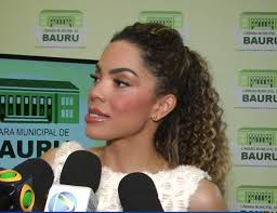 Suéllen pede à Câmara 3 novas Secretarias, com 17 secretários adjuntos e  Guarda Municipal com 160 vagas