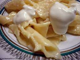 8 linguri unt nesarat 6 felii de paine, fara coaja, taiata cuburi 5 1/2 cani de lapte 1/2 cana faina 2 lingurite de sare 1/4 lingurita nucsoara proaspat rasa 1/4. Paste Cu Branza De Burduf Carmensita S Cuisine