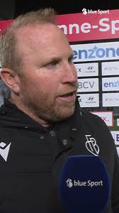 Kei Kritik, Hakan» Wir blicken zurück auf legendäre Szenen aus dem  Schweizer Fussball. Bildmaterial: SRF #yakin #trainer #gross #bluesport  #fuessball