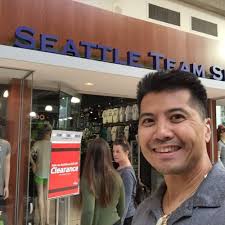 BEST of Seattle, WA Bowling Pro Shop