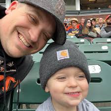 Can you keep your tombstone if you go into Dark Aether?