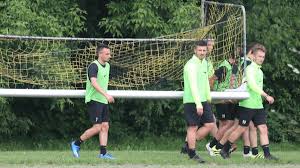 Informacja dla klientów ci przy ul. Wieczysta Krakow Jak Krol Aptek Buduje Klub Swoich Marzen