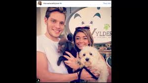Check spelling or type a new query. Sarah Hyland And Dominic Sherwood Break Up Youtube
