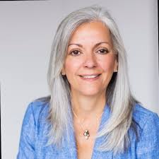 C'est avec une immense fierté que nous vous annonçons aujourd'hui la  nouvelle position de Sarah-Jane Roux en tant que Directrice adjointe  événements et communications chez sablon🎉 Gestionnaire et…