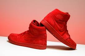 Black And Red Jordans High Tops Air Jordan 1 Retro High Red Suede 332550 603 In 2020 Air Jordans Jordan 1 Retro High Cute Jordans