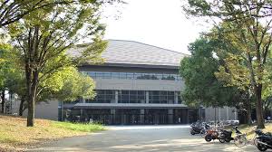 熊本市総合体育館・青年会館 - Wikipedia