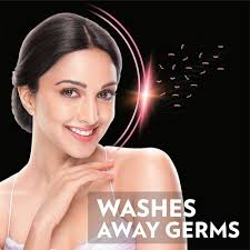 POND'S White Beauty Spot Less Fairness Face Wash, Removes Dead Skin And  Dark Spots, 200 g : Amazon.in: Fashion