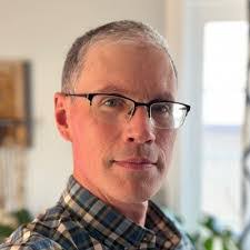 Julia Grummel's Instagram, Twitter & Facebook