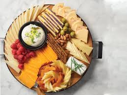 Looking for some new recipes for breakfast, lunch or dinner? All We Want For Christmas Hy Vee