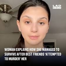 This is suit etiquette at its finest 🤝