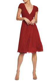 Find the perfect wedding guest outfit. What To Wear To A Fall Wedding 2020 26 Fall Wedding Dress Ideas