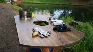 Oyster Shucking Tables Carolina Seafood Tables Charleston Sc Shucking Oysters Oysters Outdoor Holiday Decor