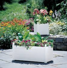 Self Watering Terrazza Trough Planters Gardener S Supply Trough Planters Patio Planters Self Watering Planter