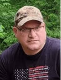 Aiden Skinner's Instagram, Twitter & Facebook