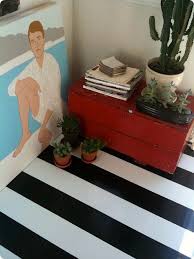 Black And White Linoleum Sheet Flooring I Bet A Black And White Floor Would Look Good In My House Linoleum Flooring Linoleum Flooring