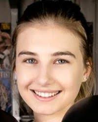 Samantha Simpson's Instagram, Twitter & Facebook