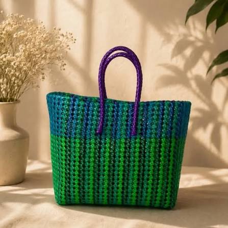 Plastic Woven Gift Basket Bag Handbag perfect Durable and Stylish Plastic  Woven Tote Bag for Gifts & Shopping Discover the versatility of our new  plastic woven tote bag. Handmade from strong, durable