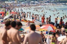 De la 1 septembrie 2021, un sejur de 5 nopti costa 375 ron/camera dubla. Din 2 Septembrie Litoralul Pentru ToÅ£i PreÅ£urile Incep De La 150 De Lei Ziarul Unirea