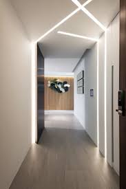 Bande A Led Et Eclairage Ambient Avec Led Pour Entree De Maison Lighting Design Interior Corridor Design Ceiling Light Design