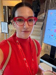 Jan Milan's Instagram, Twitter & Facebook