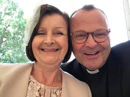 Congratulations to Fiona Toner and Ross