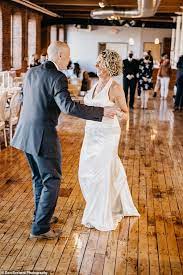 Wedding guest gifts can be placed directly on your reception tables as decorations that guests can take home as wedding giveaways at the end of the evening. Icdcqvunk7ybum