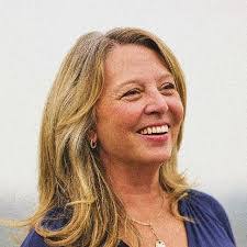 Peggy Sattler's Instagram, Twitter & Facebook