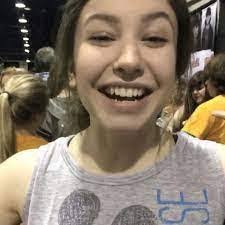 Katelyn Link's Instagram, Twitter & Facebook