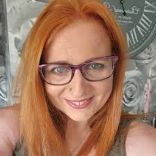 Isabella Overton's Instagram, Twitter & Facebook