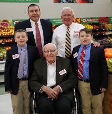 9 edwards food giant employees have shared their salaries on glassdoor. About Edwards Food Giant