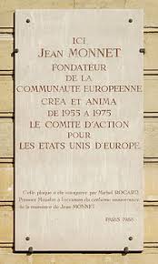 En fait, l'euro 2016, c'est comme l'euro 1996, mais en formule de coupe, à élimination directe. Jean Monnet Wikipedia
