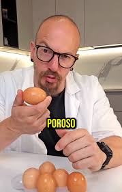 Walter Antonucci spiega perché non devi mai mettere le uova nello sportello  del frigorifero