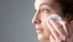 Huile essentielle biologique de patchouli nom latin : Recette De Cosmetique Maison Pour La Peau Deshydratee