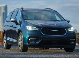 The new chrysler pacifica pinnacle model brings nappa leather, a unique dash design, and luxurious appointments to the minivan. 2021 Chrysler Pacifica Hybrid Pinnacle Ru 2020