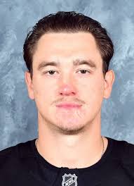 Player photos for the 2012-13 London Knights at hockeydb.com