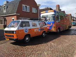 Een bestelbusje reed rond 18.40 uur over een vluchtheuvel op de elsterstraatweg (n225). Wat Een Bus Onze Rtv Noord Expeditie Grunnen Facebook