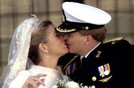 Februar 2002 gaben sich máxima zorreguieta und der damalige niederländische thronfolger prinz schöner geht's kaum: Royale Statistik Maxima Und Willem Alexander Halten Den Kuss Rekord Panorama Stuttgarter Nachrichten