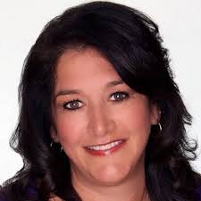 Gina Greer (@greer3939)