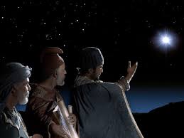 Free Bible Images Of The Wise Men Magi Following A New Bright Star To Bring Gifts To The New Born King Matth Worship Jesus Three Wise Men Free Bible Images