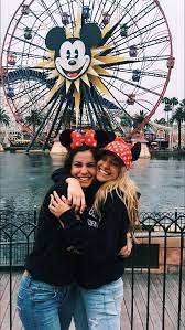 Disneyland 3 Cute Disney Pictures Disneyland Photography Bff Pictures