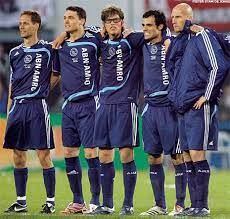I can now sit in the back of the classroom, goof off, and finish all my assignments at the last minute. Klaas Jan Huntelaar Wearing The Glasses Of Edgar Davids Whilst Davids Is On His Way To Score The Winning Penalty In The 2007 Cup Final Against Az Ajaxamsterdam