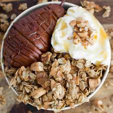 Cashew Coconut Granola - Laurens Lovely Kitchen
