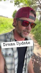 Donnie Beach's Instagram, Twitter & Facebook