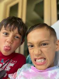 Zachary Pfaff's Instagram, Twitter & Facebook