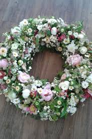 We did not find results for: Trauerkranz Raschle Blumen Pflanzen Garten