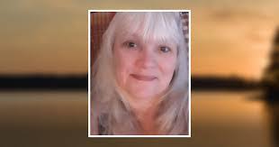 Jill Shrum's Instagram, Twitter & Facebook