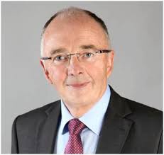 Autorité publique indépendante, le médiateur national de l'énergie a pour missions de proposer des solutions amiables aux litiges avec les entreprises du secteur de l'énergie et d'informer les consommateurs d'énergie sur leurs droits et leurs démarches. Yohann Auteur Autrice Sur Club Des Mediateurs De Services Au Public